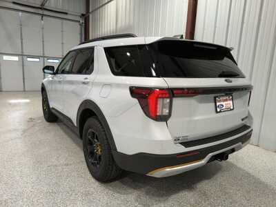 2026 Ford Explorer, $49130. Photo 9