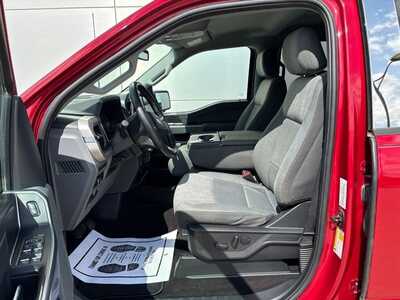 2021 Ford F150 Crew Cab, $32900. Photo 8