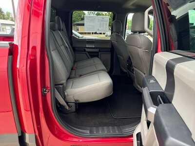 2020 Ford F150 Crew Cab, $29900. Photo 12