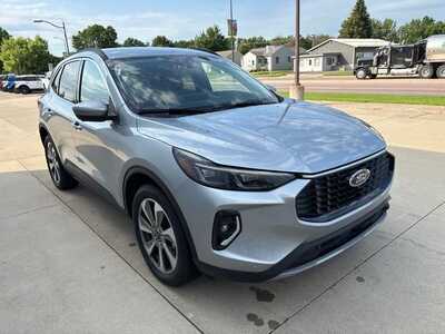 2023 Ford Escape, $33923. Photo 4
