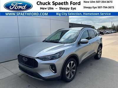2023 Ford Escape, $33923. Photo 1