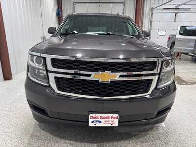 2017 Chevrolet Tahoe, $14500. Photo 3