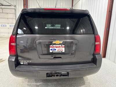 2017 Chevrolet Tahoe, $14500. Photo 8