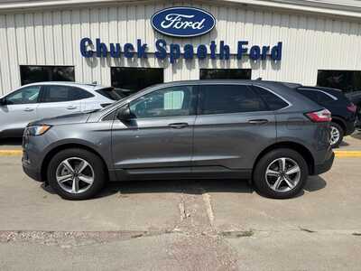 2024 Ford Edge, $33900. Photo 6