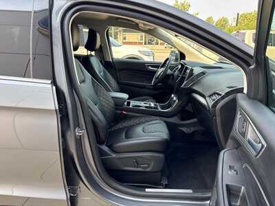 2023 Ford Edge, $36900. Photo 11