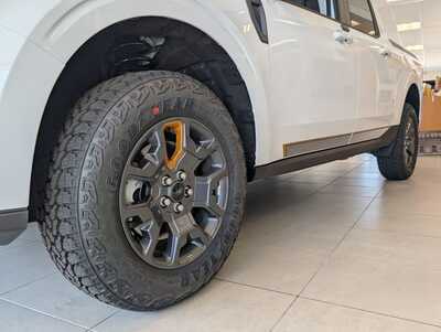 2026 Ford Maverick, $43030. Photo 10