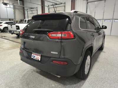 2015 Jeep Cherokee, $6915. Photo 6