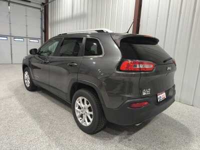 2015 Jeep Cherokee, $6915. Photo 9