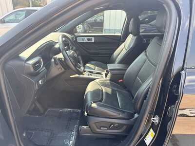 2020 Ford Explorer, $28500. Photo 12