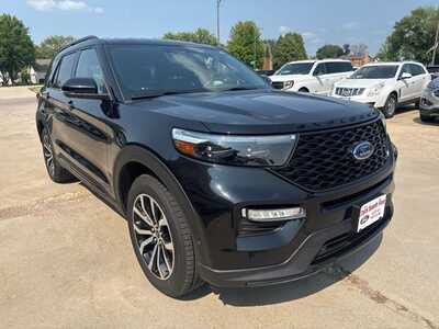 2020 Ford Explorer, $28500. Photo 4
