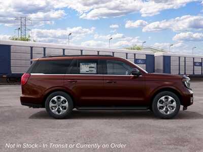 2027 Ford Expedition, $75962. Photo 8