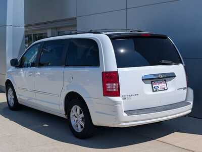 2010 Chrysler Town & Country, $9500. Photo 4