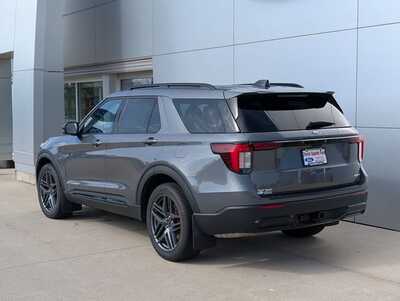 2025 Ford Explorer, $42925. Photo 4