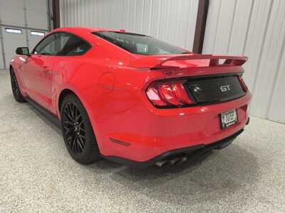 2019 Ford Mustang, $41500. Photo 8
