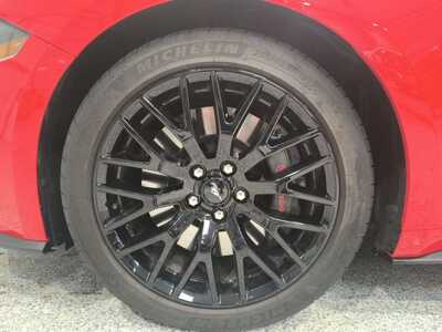 2019 Ford Mustang, $41500. Photo 9