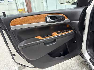 2010 Buick Enclave, $4900. Photo 11