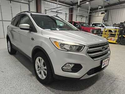 2017 Ford Escape, $12917. Photo 4