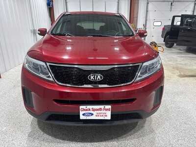 2015 Kia Sorento, $10500. Photo 3