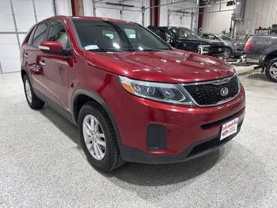 2015 Kia Sorento, $10500. Photo 4