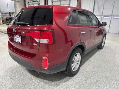 2015 Kia Sorento, $10500. Photo 9
