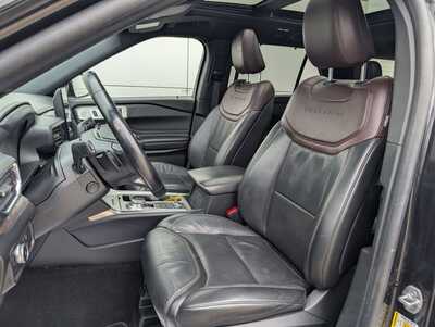 2020 Ford Explorer, $27500. Photo 10