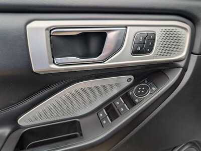 2020 Ford Explorer, $27500. Photo 11