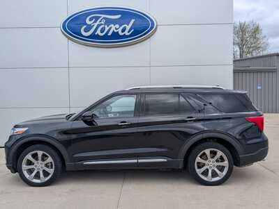 2020 Ford Explorer, $27500. Photo 3