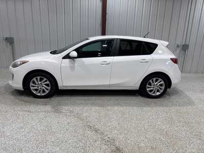 2012 Mazda Mazda3, $5900. Photo 6