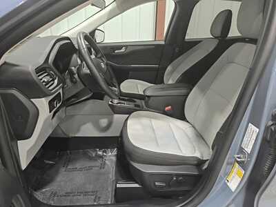 2024 Ford Escape, $24900. Photo 12