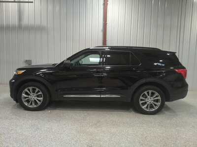 2023 Ford Explorer, $30900. Photo 9