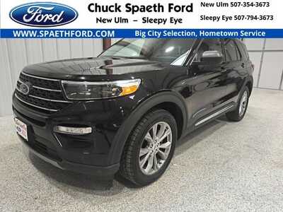 2023 Ford Explorer, $30900. Photo 1