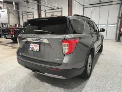 2021 Ford Explorer, $28900. Photo 6