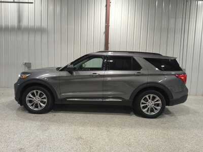 2021 Ford Explorer, $28900. Photo 9