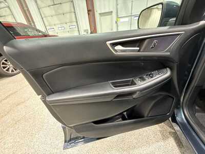 2023 Ford Edge, $26500. Photo 9