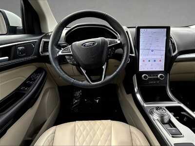 2024 Ford Edge, $35900. Photo 12