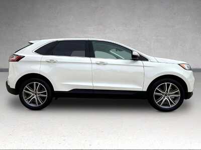 2024 Ford Edge, $35900. Photo 6