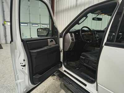 2017 Ford Expedition, $15900. Photo 11