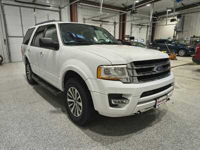 2017 Ford Expedition, $15900. Photo 4