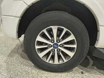 2017 Ford Expedition, $15900. Photo 9