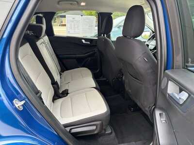 2023 Ford Escape, $24900. Photo 12