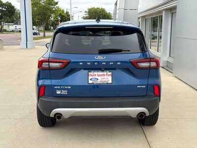 2023 Ford Escape, $24900. Photo 6