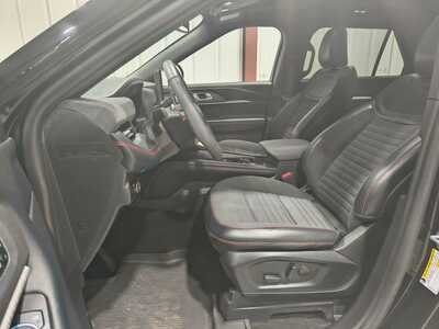 2025 Ford Explorer, $39500. Photo 12