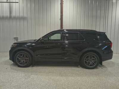 2025 Ford Explorer, $39500. Photo 8