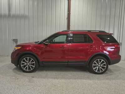 2015 Ford Explorer, $11915. Photo 7