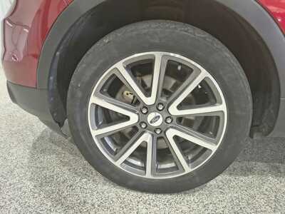 2015 Ford Explorer, $11915. Photo 8