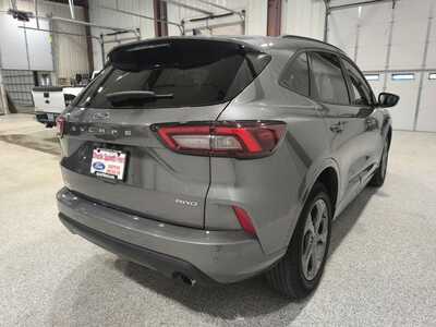 2024 Ford Escape, $28900. Photo 6