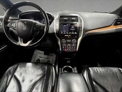 2018 Lincoln MKC, $13918. Photo 10