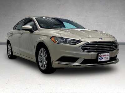 2017 Ford Fusion, $7917. Photo 4
