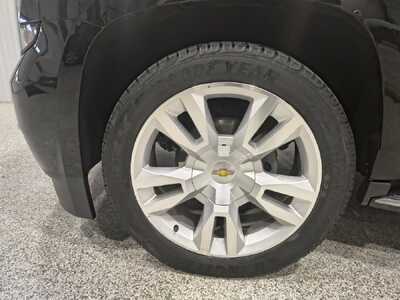 2017 Chevrolet Tahoe, $18900. Photo 10