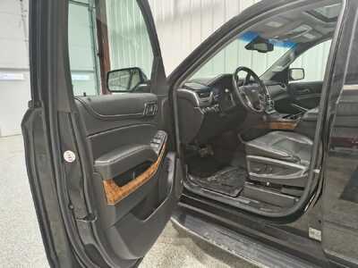 2017 Chevrolet Tahoe, $18900. Photo 11